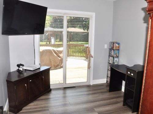 1925 Western Ave, Waukegan IL 60087-4924 exterior