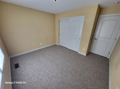 1 Crabapple Ct, Saint Louis MO 63132-3422 exterior