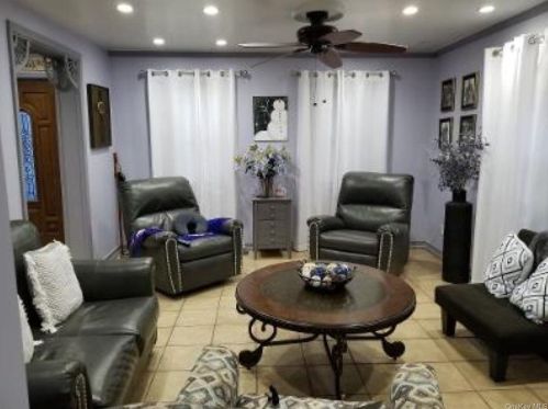 103 Beacon St, Middletown NY 10940-4733 exterior