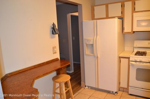 1902 Lilly Ln, Jackson Twp NJ 08527-4144 exterior