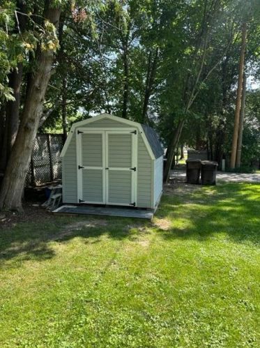 405 Stewart Ave, Big Rapids MI 49307-2025 exterior