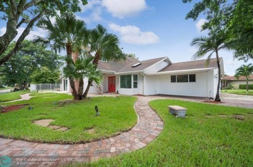 1000 19th St, Boca Raton FL  33486-6830 exterior