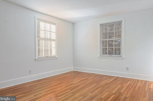 456 Gladstone Ave, Tavistock NJ 08033-4005 exterior