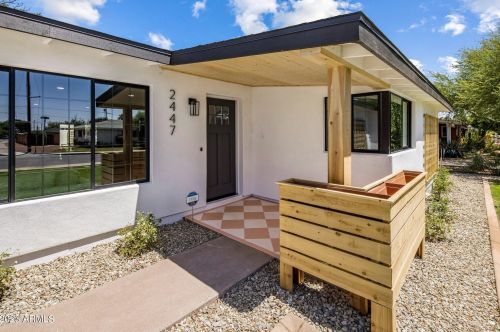2447 39th Pl, Phoenix AZ  85008-2239 exterior