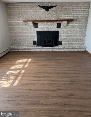 406 Lumber St, Littlestown PA 17340-1632 exterior