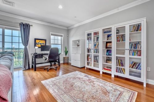 142 Bigelow St, Boston MA exterior