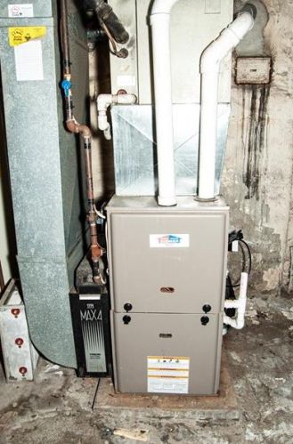 2505 Cobden St, Pittsburgh PA 15203-2717 exterior