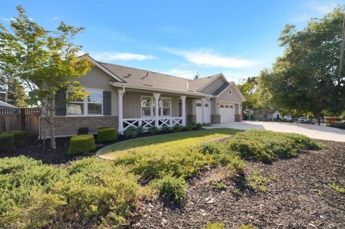 4924 Laurel Dr, Concord CA  94521-1446 exterior