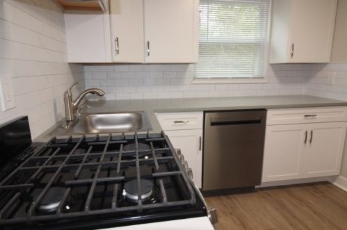 504 Maytide St, Pittsburgh PA  15227-1730 exterior