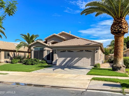 1492 Blue Ridge Way, Chandler AZ  85248-5512 exterior