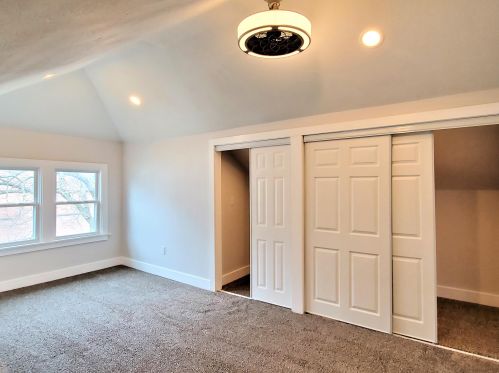 215 Vienna Ave, Milwaukee WI 53212-4102 exterior