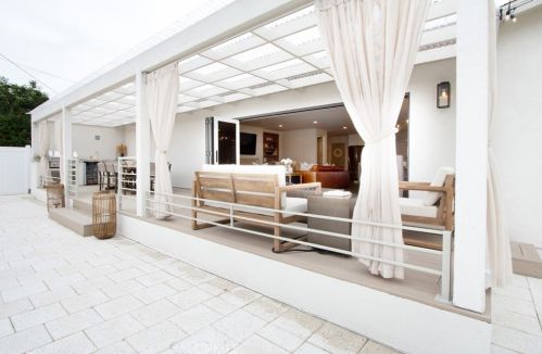 13321 Bubbling Well Rd, Tustin CA  92780-3915 exterior