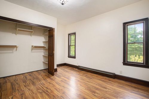 3280 D Ave, Kalamazoo MI  49009-5602 exterior