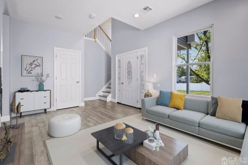 28 Twain Ave, Old Bridge NJ  08857-2110 exterior