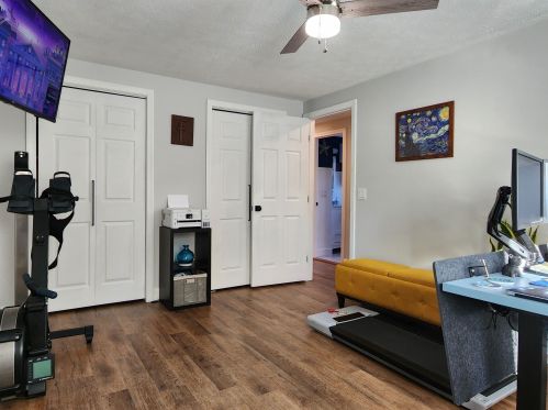 12 Edward Dr, Concord NH  03301-8626 exterior