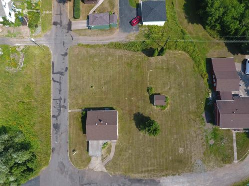 3117 Wicklow St, Duluth MN 55806-1333 exterior