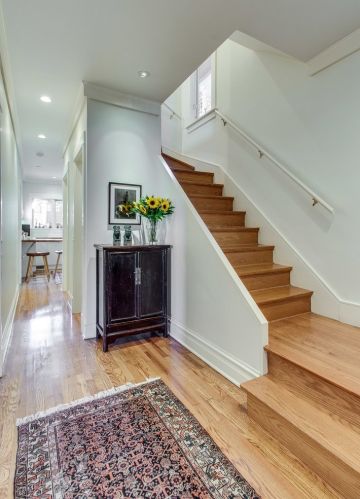 1421 Hutchinson St, Chicago IL  60613-1311 exterior