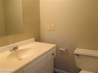 10915 35th St, Independence MO  64052-2674 exterior