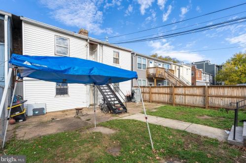 1635 Virginia Ave, Washington DC 20002-2326 exterior