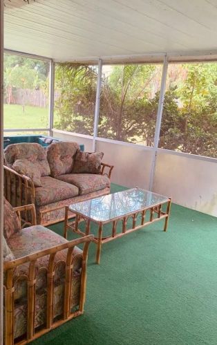 1010 Euclid Ln, Fort Pierce FL 34983-3204 exterior