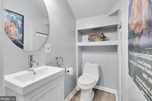 532 Newton Pl, Washington DC  20010-1710 exterior