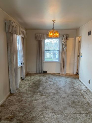 2201 Rohr Ave, Milwaukee WI 53209-5056 exterior