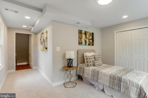 1719 Evarts St, Washington DC 20018-2117 exterior