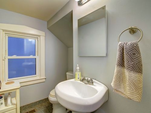 3050 Oakley Ave, Chicago IL 60636-3633 exterior