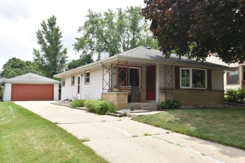 11003 Michigan St, Milwaukee, WI 53226-3707