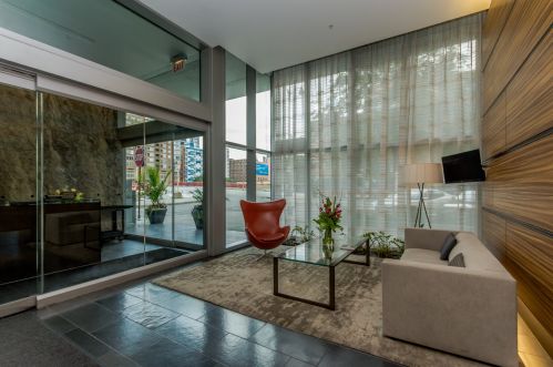 659 Randolph St, Chicago IL 60661-2115 exterior