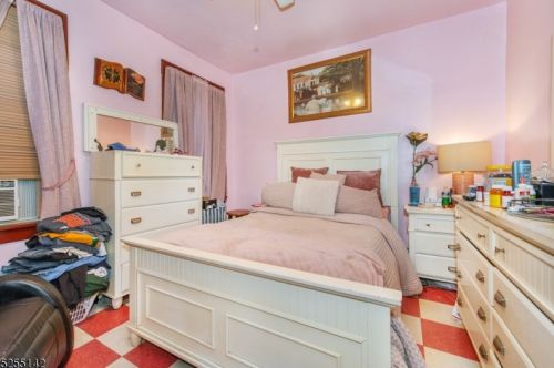 135 7th St, Paterson NJ 07506-3801 exterior