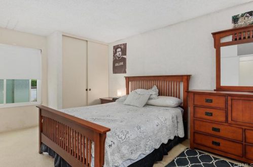 2945 Cottingham St, Oceanside CA 92054-3734 exterior