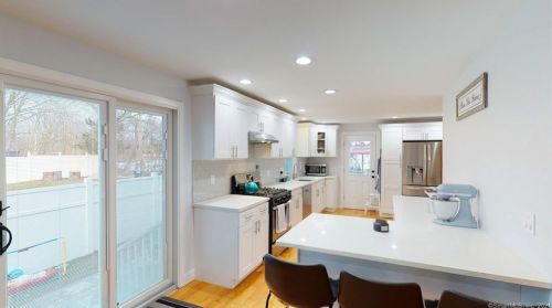 56 County St, Norwalk CT 06851-4315 exterior