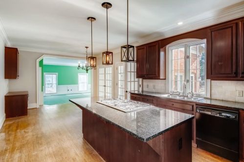 1301 Bridgewater Walk, Lithonia GA  30078-2086 exterior