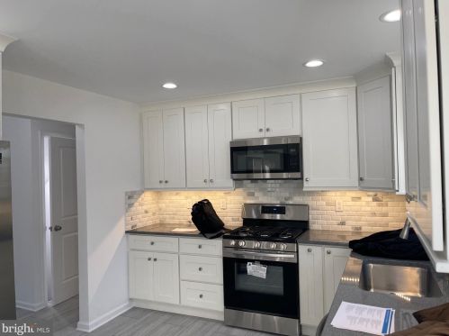 131 Clearview Ave, Trenton NJ 08619-1217 exterior