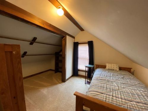 305 Hillside Ave, Torrington CT 06790-5523 exterior