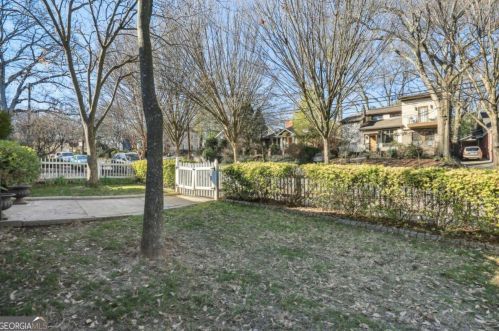 805 Charles Allen Dr, Atlanta GA  30308-1706 exterior