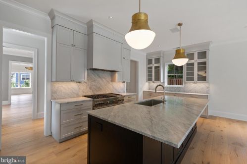 4929 Sherier Pl, Washington DC  20016-3319 exterior