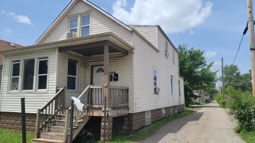 5916 Bishop St, Chicago IL 60620-5138 exterior