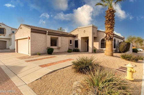 7020 30th St, Phoenix, AZ 85042-6010