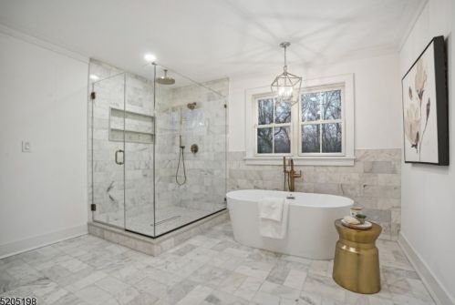 7 Maple St, Chatham Township NJ  07928-1624 exterior