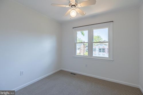 8 Chapman St, Alexandria VA 22301-2501 exterior