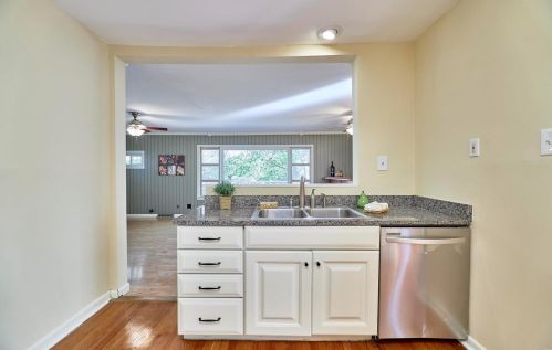 123 Holly Dr, Saint Louis MO 63119-4639 exterior