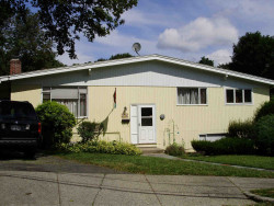 36 Hazelhurst Ave, Newton, MA 02465-1341