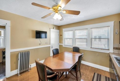 13 Bonner St, Chicopee MA 01013-1127 exterior