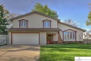911 Cody Cir, Omaha, NE 68046-3745
