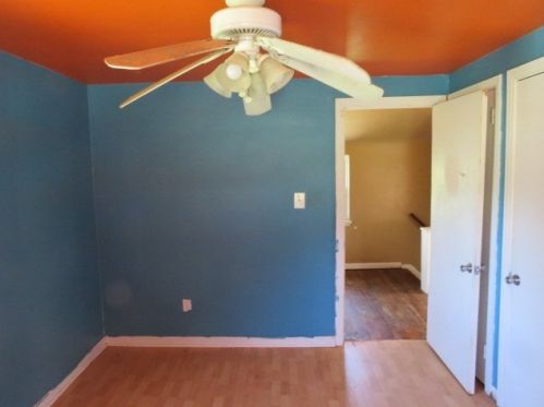 337 Dorothy Dr, Pittsburgh PA  15235-1831 exterior