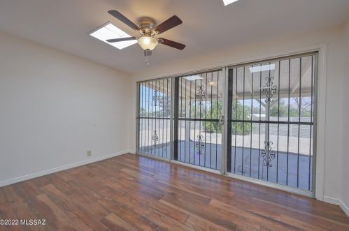 8105 Beverly St, Tucson AZ 85710-5929 exterior