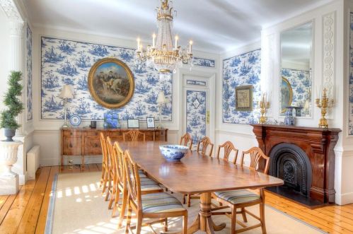 437 Bellevue Ave, Middletown RI 02840-4115 exterior