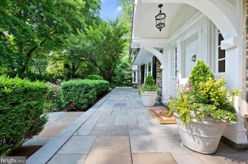 205 Glenn Rd, Ardmore PA 19003-2512 exterior